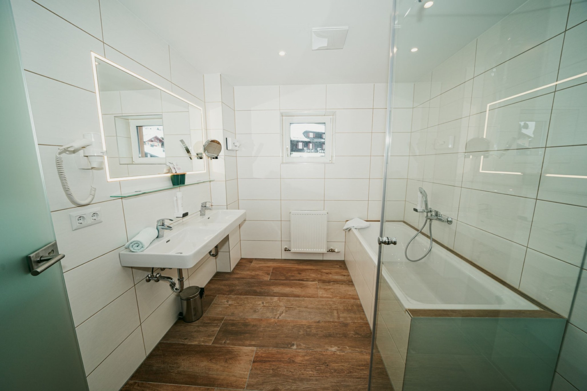 Badezimmer im Superior Komfortzimmer im Apparthotel Samson in Obertauern